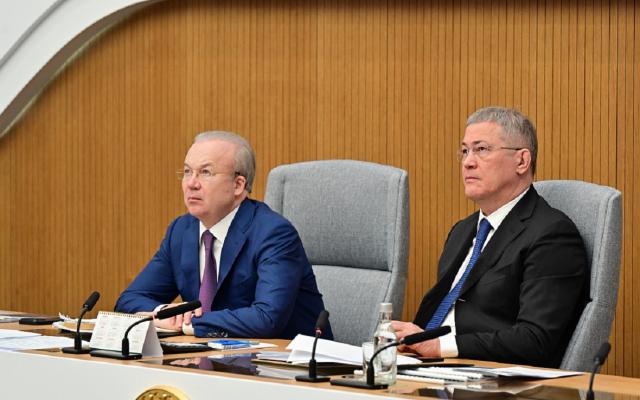 Хабиров ввел доплаты по 30 тыс. заместителям директоров школ по воспитанию