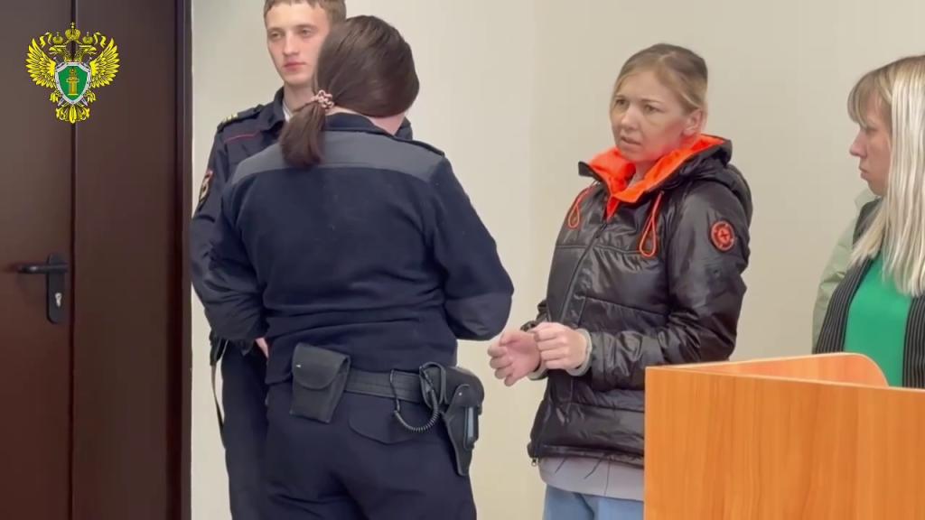 Жительницу Башкирии отправили в колонию за убийство во время застолья