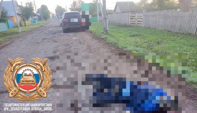 В Башкирии водитель Audi насмерть переехал лежащего на дороге мужчину