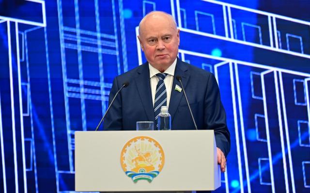 Путин присвоил спикеру Госсобрания РБ Толкачеву орден «За заслуги перед Отечеством»