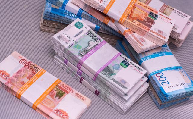 В Уфе двух экс-инспекторов налоговой службы заподозрили в краже более миллиона рублей