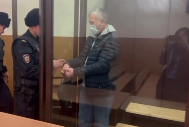 Бывший адвокат в Уфе получил 2,5 года колонии за обман клиентки