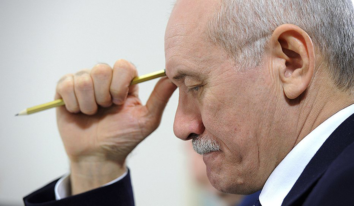 Рейтинг влияния Рустэма Хамитова среди глав субъектов РФ в ноябре упал на 4 пункта