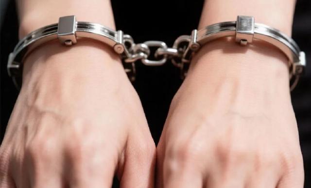 Жительницу Башкирии отправили в колонию за убийство приятеля молотком