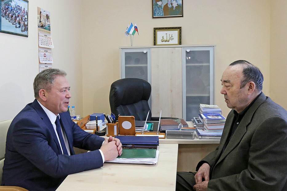 Муртаза Рахимов пожелал удачи Ульфату Мустафину на должности мэра