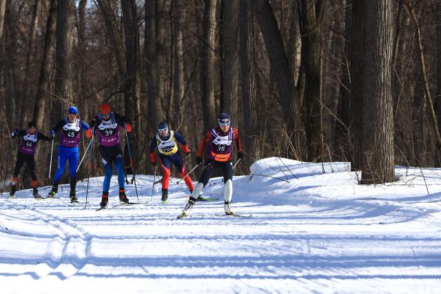 Фоторепортаж: в Уфимском лыжном марафоне приняли участие 670 человек