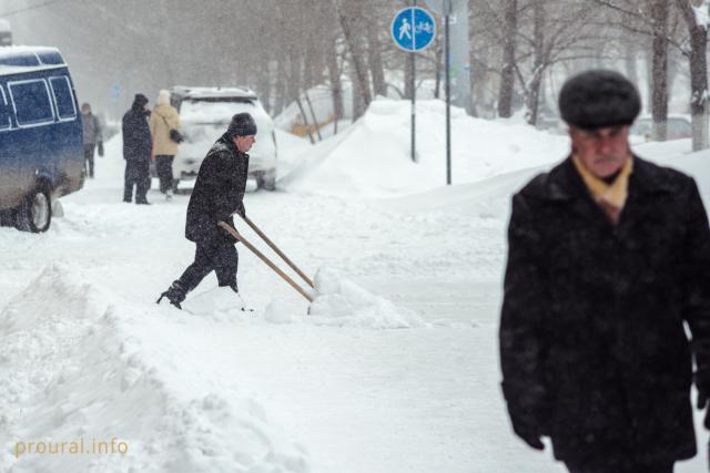 Синоптики Башкирии предупреждают о снежной буре в воскресенье