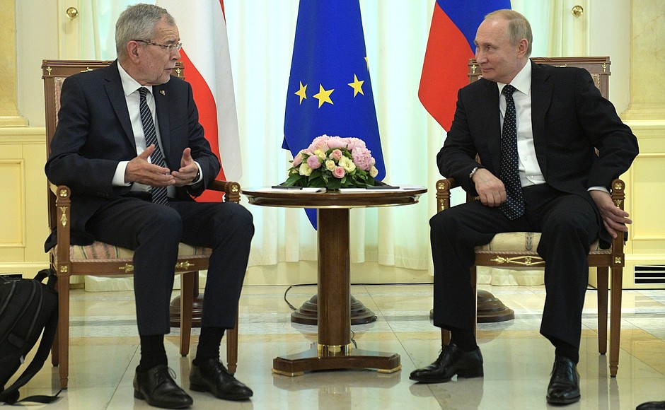 Владимир Путин обсудил с президентом Австрии вопросы культуры, науки и бизнеса