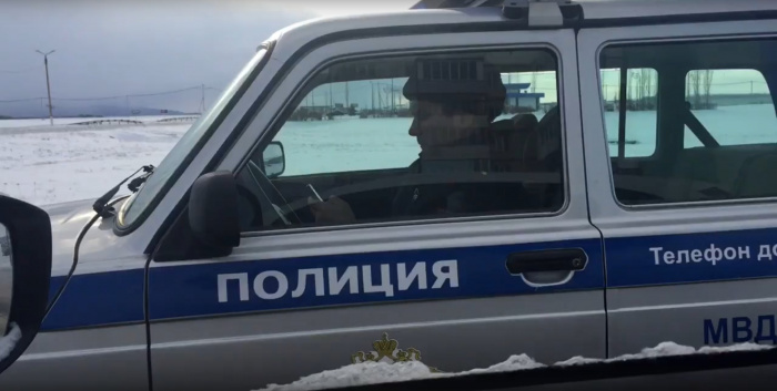 «Не пристегнулся и в телефоне играл»: В Башкирии автолюбитель поймал с поличным полицейского, нарушившего ПДД «Не пристегнулся и в телефоне играл»: В Башкирии автолюбитель поймал с поличным полицейского, нарушившего ПДД