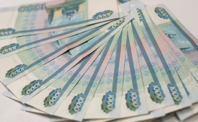 Уфимке отказывают в выплате пособия из-за превышения дохода на 14 рублей