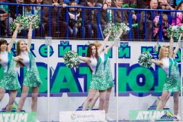 Уфимский "Салават Юлаев" набирает девушек в группу поддержки