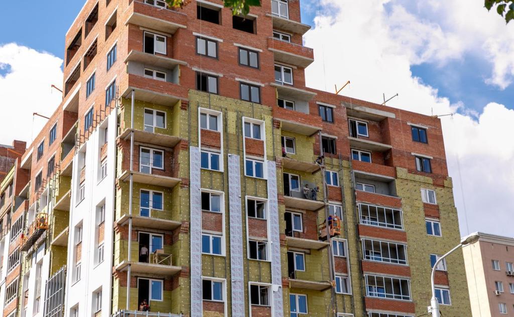 Хабиров выделил СЗ «Оникс» компенсационный участок за достройку проблемных домов