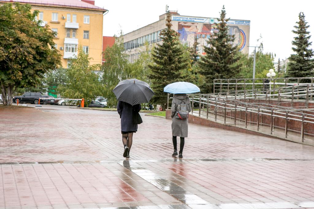 Уфимцам рекомендовали не выходить из дома и не ходить на рыбалку