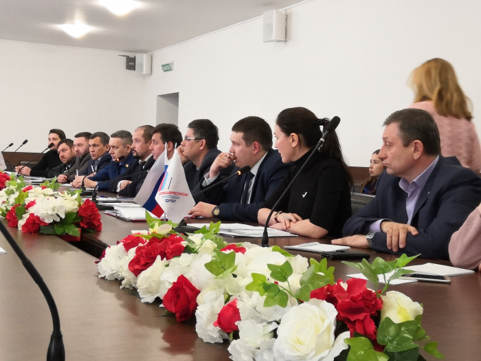 «Нас хотят вернуть в прошлый век»: общественники попросили пересмотреть условия вывоза мусора для предпринимателей «Нас хотят вернуть в прошлый век»: общественники попросили пересмотреть условия вывоза мусора для предпринимателей