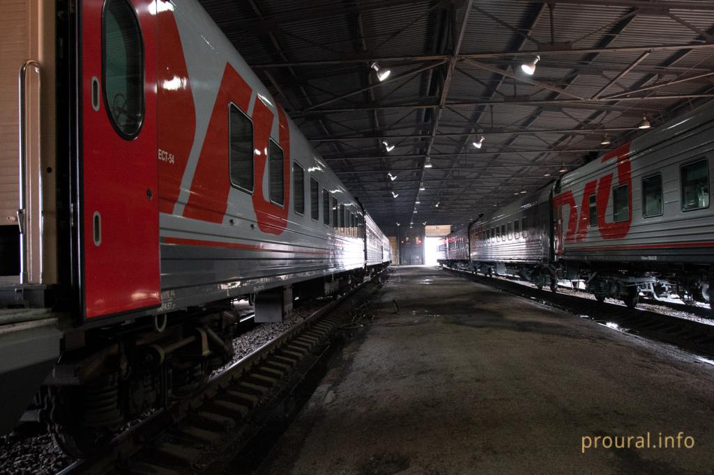 В Уфе железнодорожника насмерть раздавило между двумя вагонами поезда