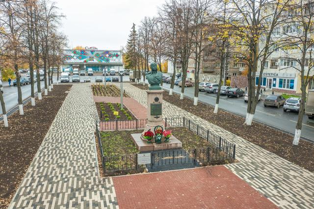 В Уфе идет голосование о присвоении аллее на бульваре Славы имени Мусы Гареева