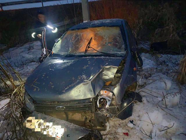 В Башкирии пьяный водитель вылетел в кювет и перевернулся