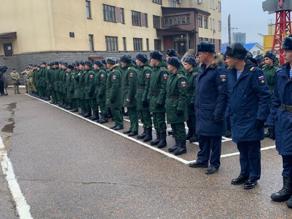 В Башкирии первые призывники отправились на военную службу