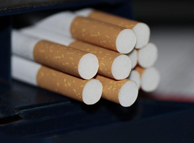 В Башкирии таможенники обнаружили огромную партию контрафактных сигарет