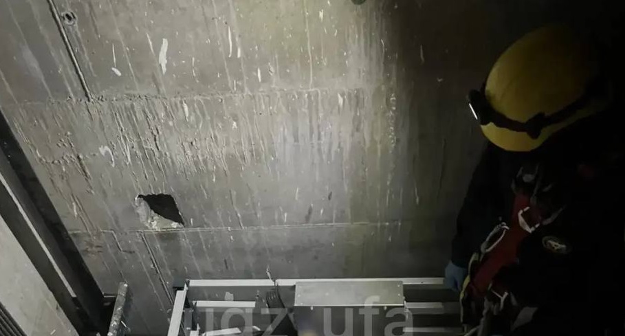 40-летний рабочий погиб, упав в шахту лифта на стройке в Уфе