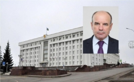 Рустэм Хамитов сменил главу своей администрации