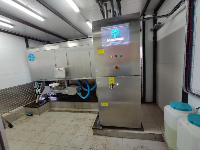 В Башкирии предприниматель купил робота, который будет доить коров