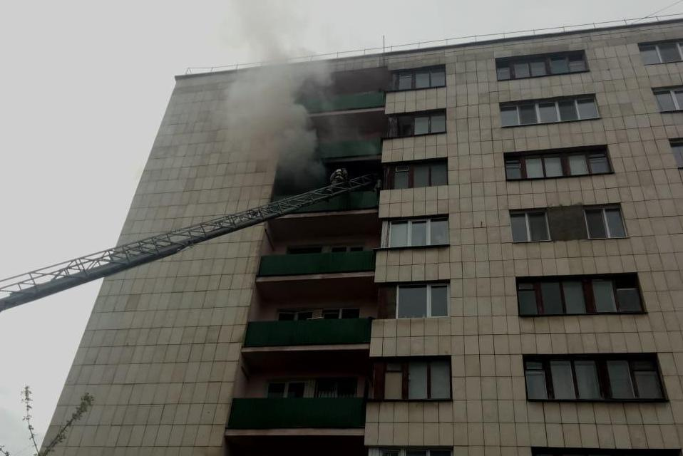 В Башкирии из-за пожара в многоэтажке эвакуировали 200 человек, в том числе и 47 детей