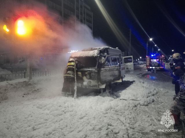 В Башкирии сгорел автомобиль скорой помощи
