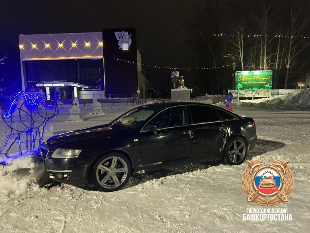 В Башкирии пьяный парень на иномарке влетел в ледовый городок