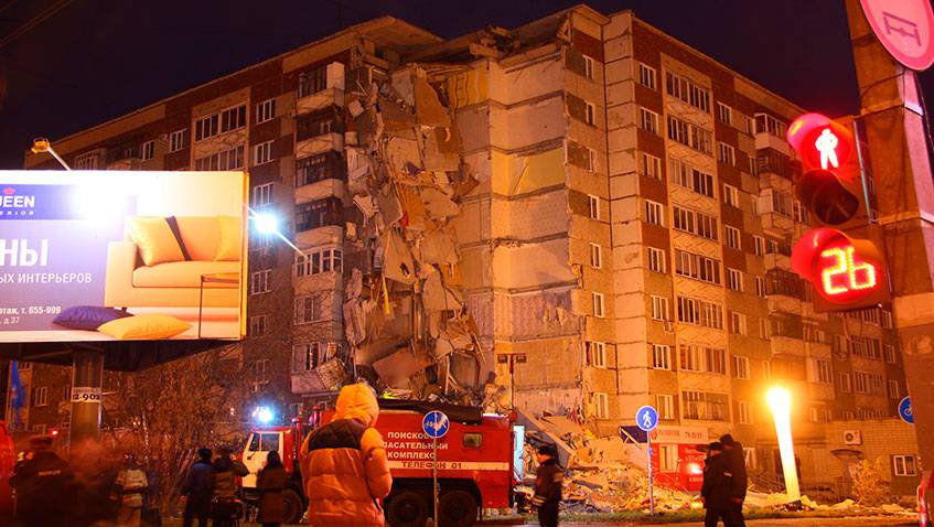 Трагедия в соседней республике: в Ижевске обрушилась часть многоэтажного дома