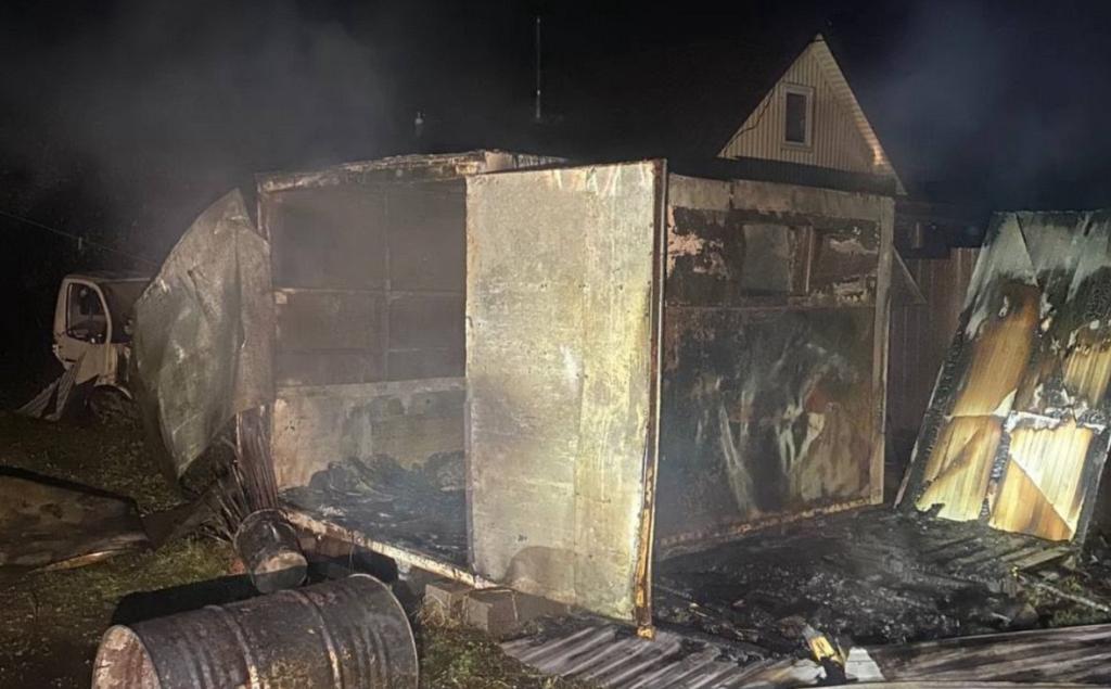 В сгоревшем вагончике под Уфой нашли труп мужчины