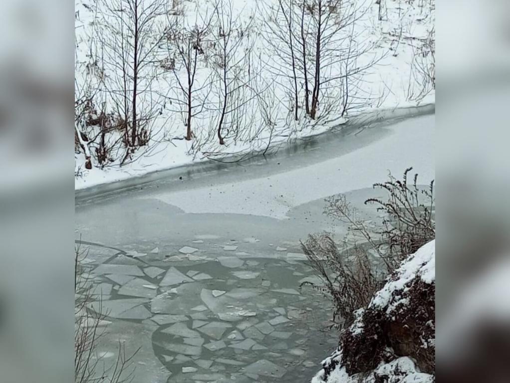 В Башкирии от переохлаждения умер провалившийся под лед рыбак
