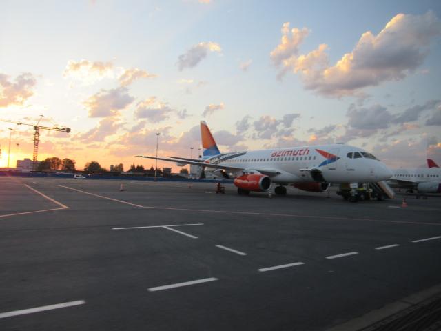 В уфимском аэропорту самолет прервал взлет из-за неполадок