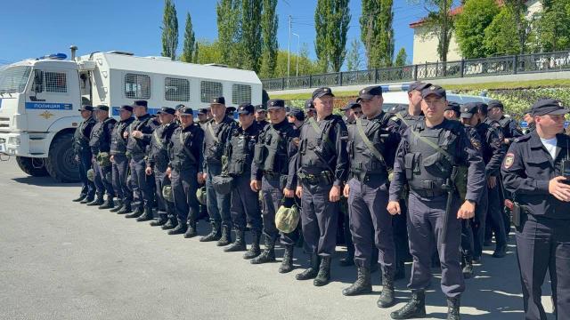 В Уфе условные террористы захватили заложников в здании УФСИН В Уфе условные террористы захватили заложников в здании УФСИН