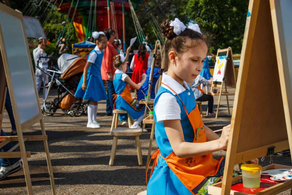 В Кумертау открылся детский парк развлечений