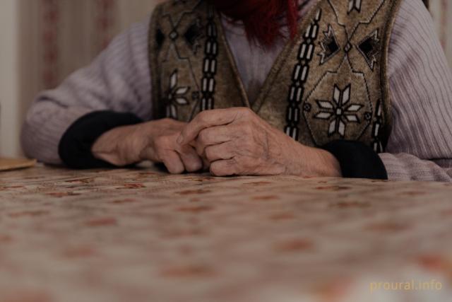 В Башкирии мошенники не смогли обмануть 90-летнюю бабушку