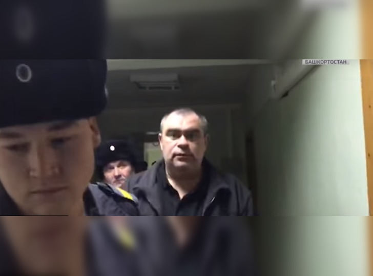 Продолжение истории с изнасилованием дознавательницы в Уфе, еще одного обвиняемого отпустили домой
