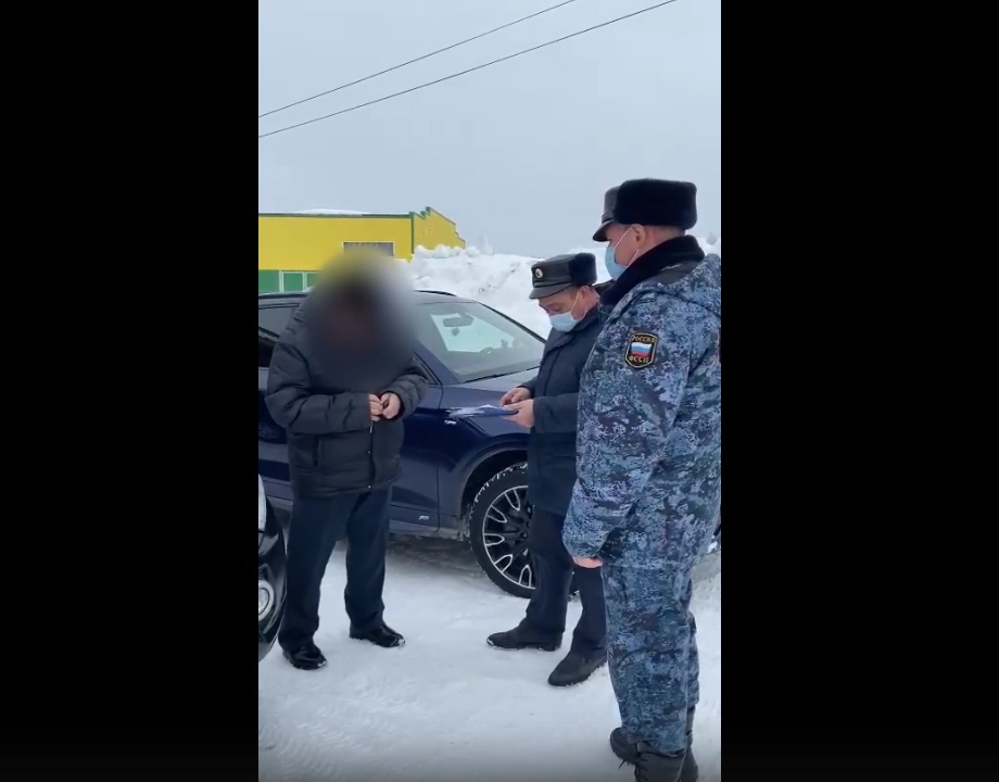 В Башкирии у директора фирмы арестовали дорогую иномарку
