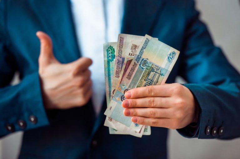 В Башкирии выросла заработная плата и стало меньше безработных