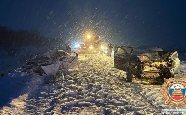 Четыре человека погибли и двое пострадали в аварии на юге Башкирии