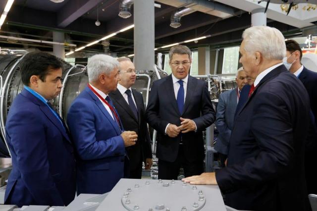 «Доверять партнерам из недружественных стран больше нельзя»: Радий Хабиров рассказал о новых индустриальных двигателях, производящихся в Уфе