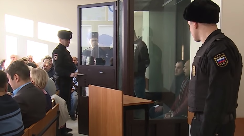В Уфе 5 сотрудников ГИБДД специально инсценировали ДТП ради денег