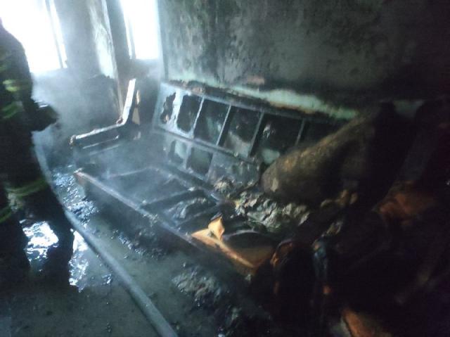 Уфимские огнеборцы спасли из пожара 73-летнего пенсионера