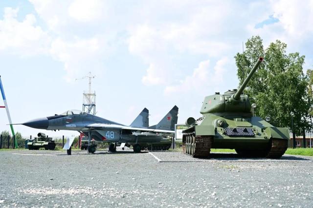 В Башкирии снова объявлена беспилотная опасность В Башкирии снова объявлена беспилотная опасность
