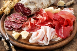 В Крыму будут производить мясопродукты по итальянским рецептам