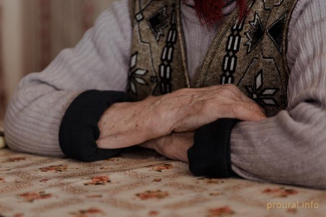 В Башкирии осудят пьющую бабушку, которая избивала внуков и закрывала их в подполе