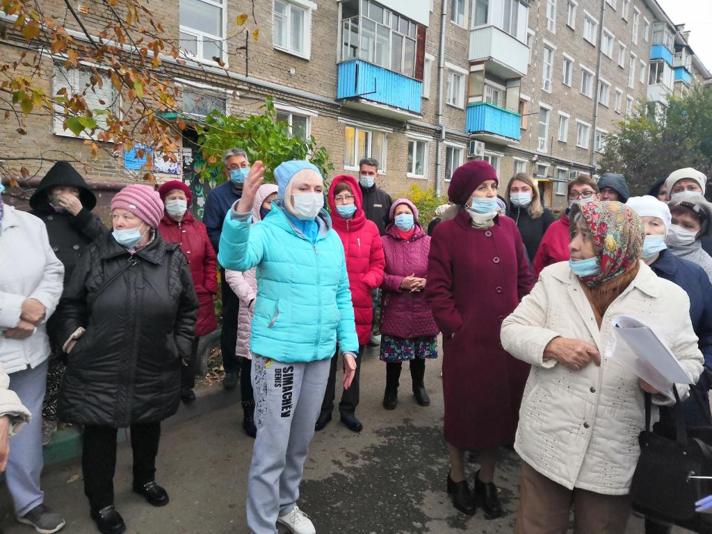 Детскую площадку перенесут на помойку»: в одном из дворов Черниковки  застройщик хочет возвести сразу два дома | 08.10.2020 | Новости Уфы -  БезФормата