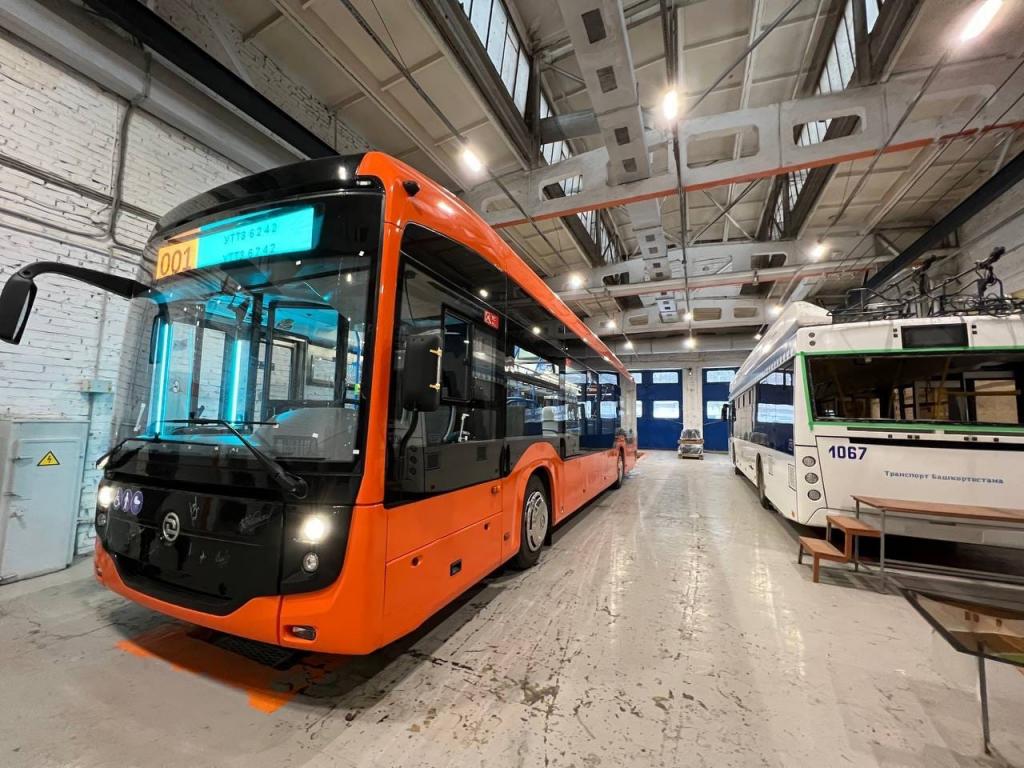 По улицам Уфы будут ездить новые троллейбусы