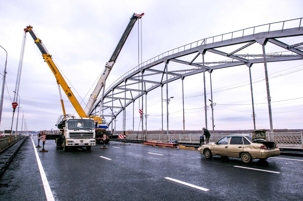 Последние штрихи: фоторепортаж о завершении строительства нового моста через Белую в Уфе