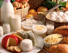 Россияне стали меньше потреблять мяса, молока, сахара и масла